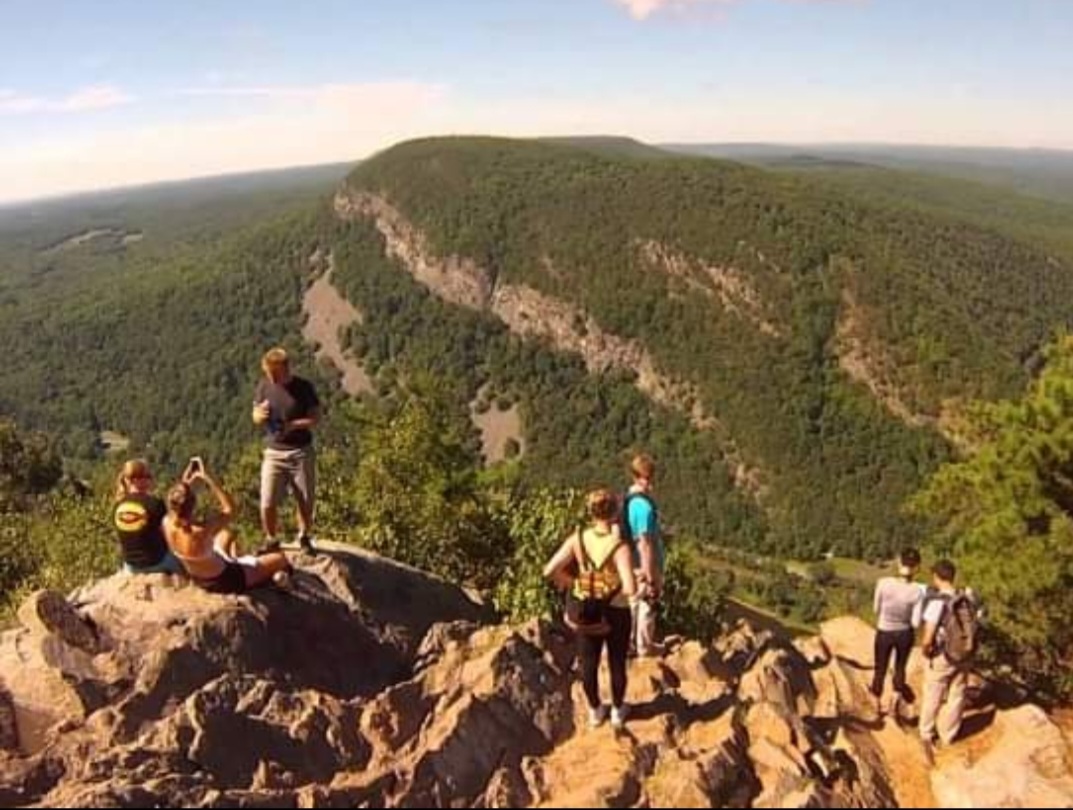 Higher Ground Hikers - Tohickon Valley Park - Sync Recovery Community