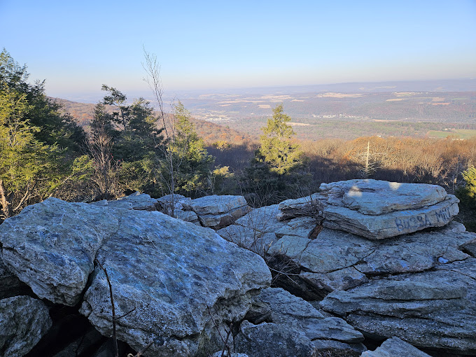 Hike at Bake Oven Knob